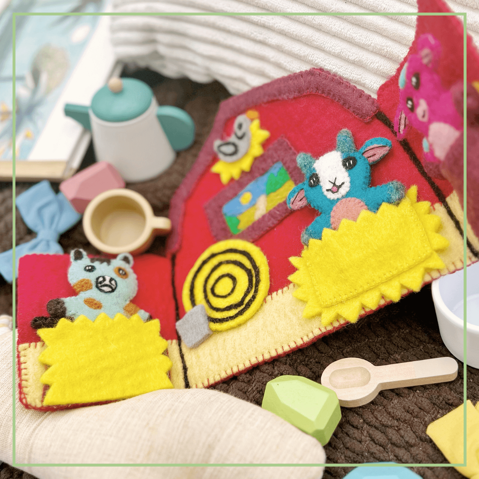 Farm Friends Finger Puppet Set - Cow, Goat & Horse with Barn Ages 3+