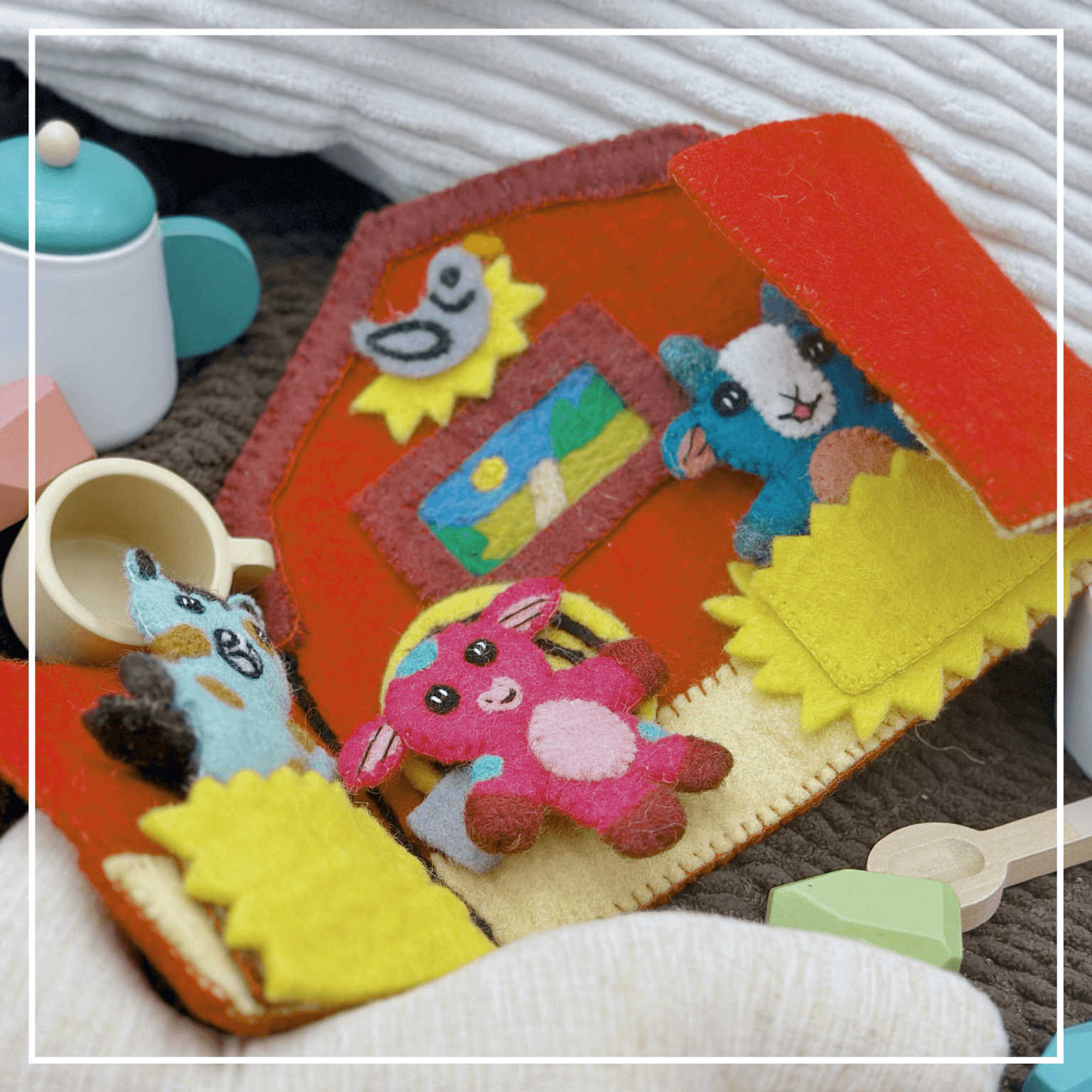 Farm Friends Finger Puppet Set - Cow, Goat & Horse with Barn Ages 3+