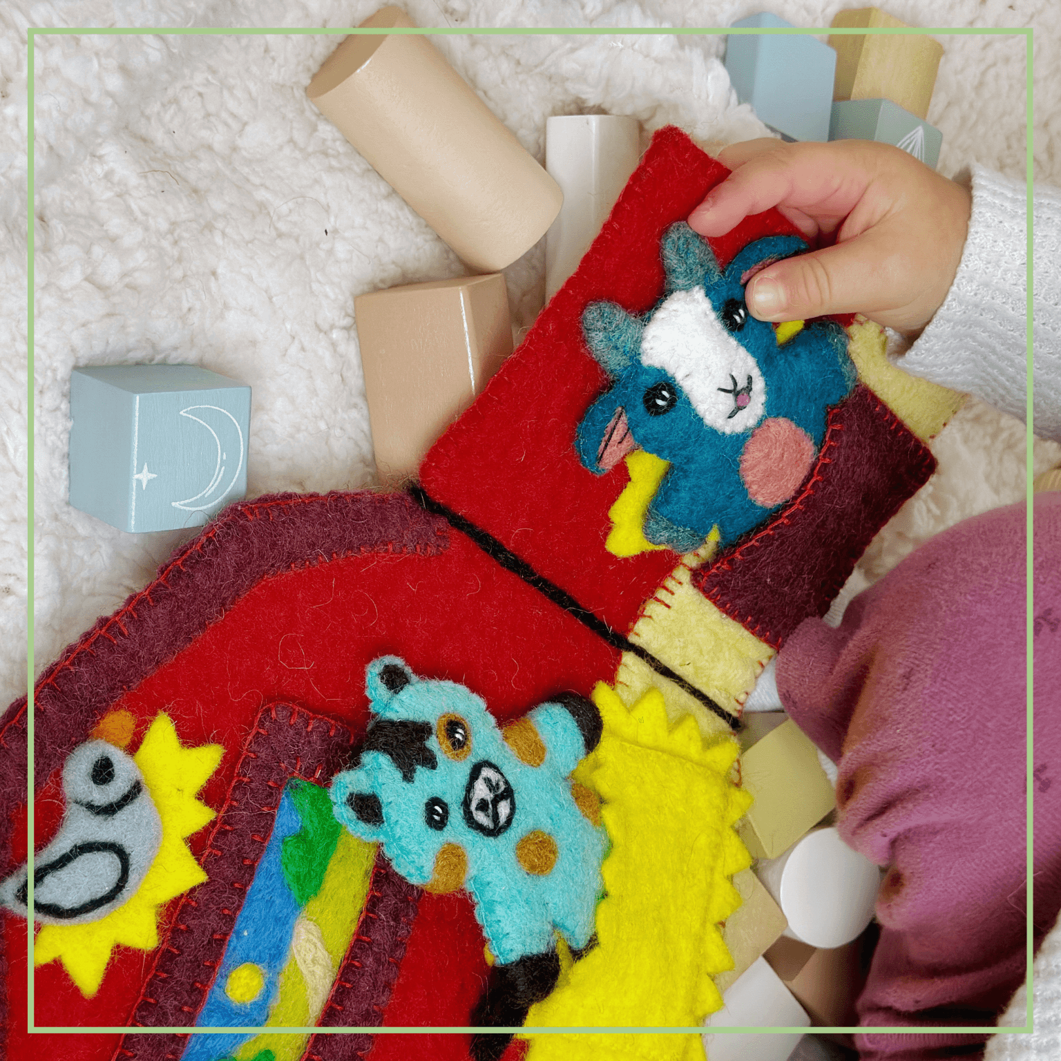 Farm Friends Finger Puppet Set - Cow, Goat & Horse with Barn Ages 3+