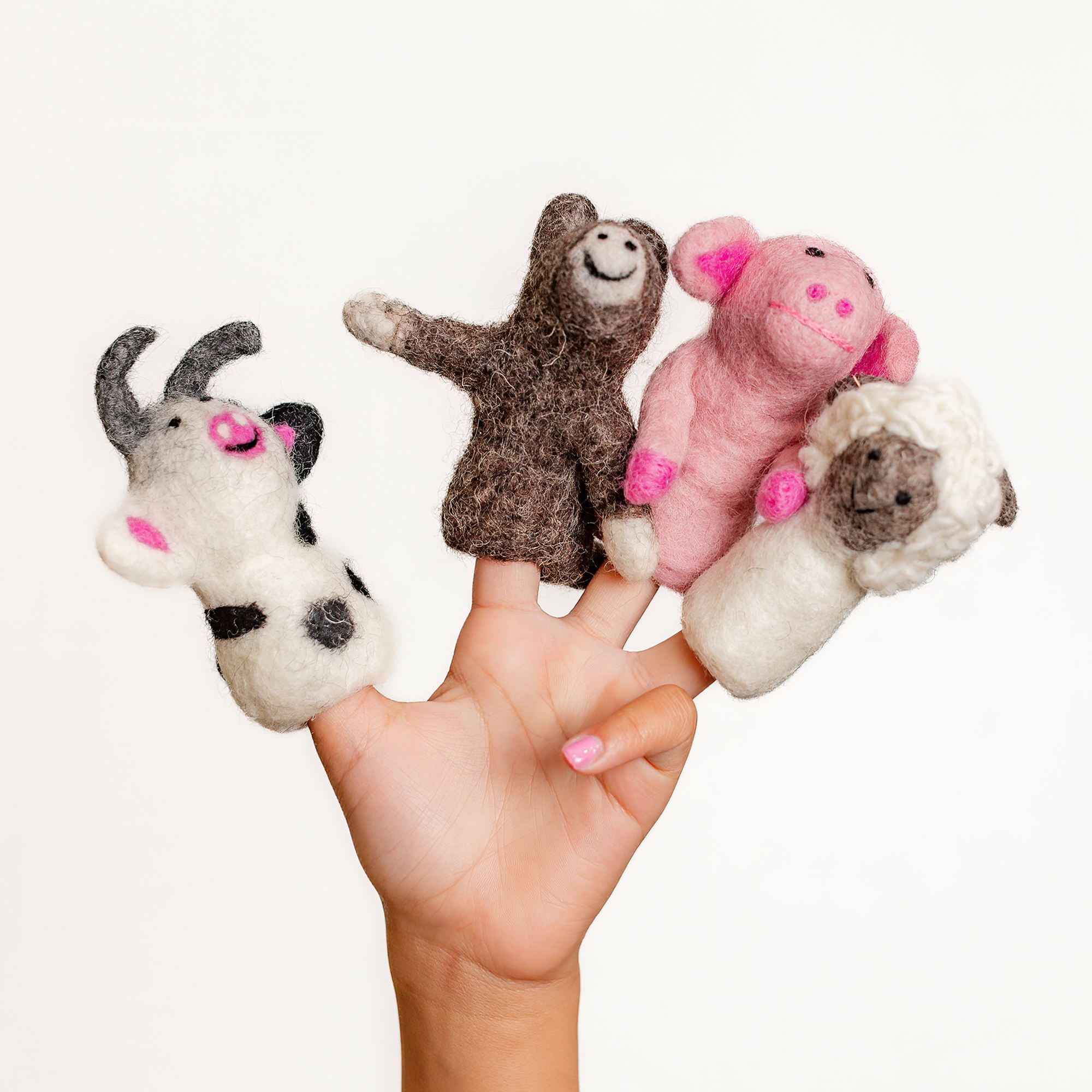 OmaOmaOma! Barnyard Friends Set - Handmade Wool Finger Puppets 3y+