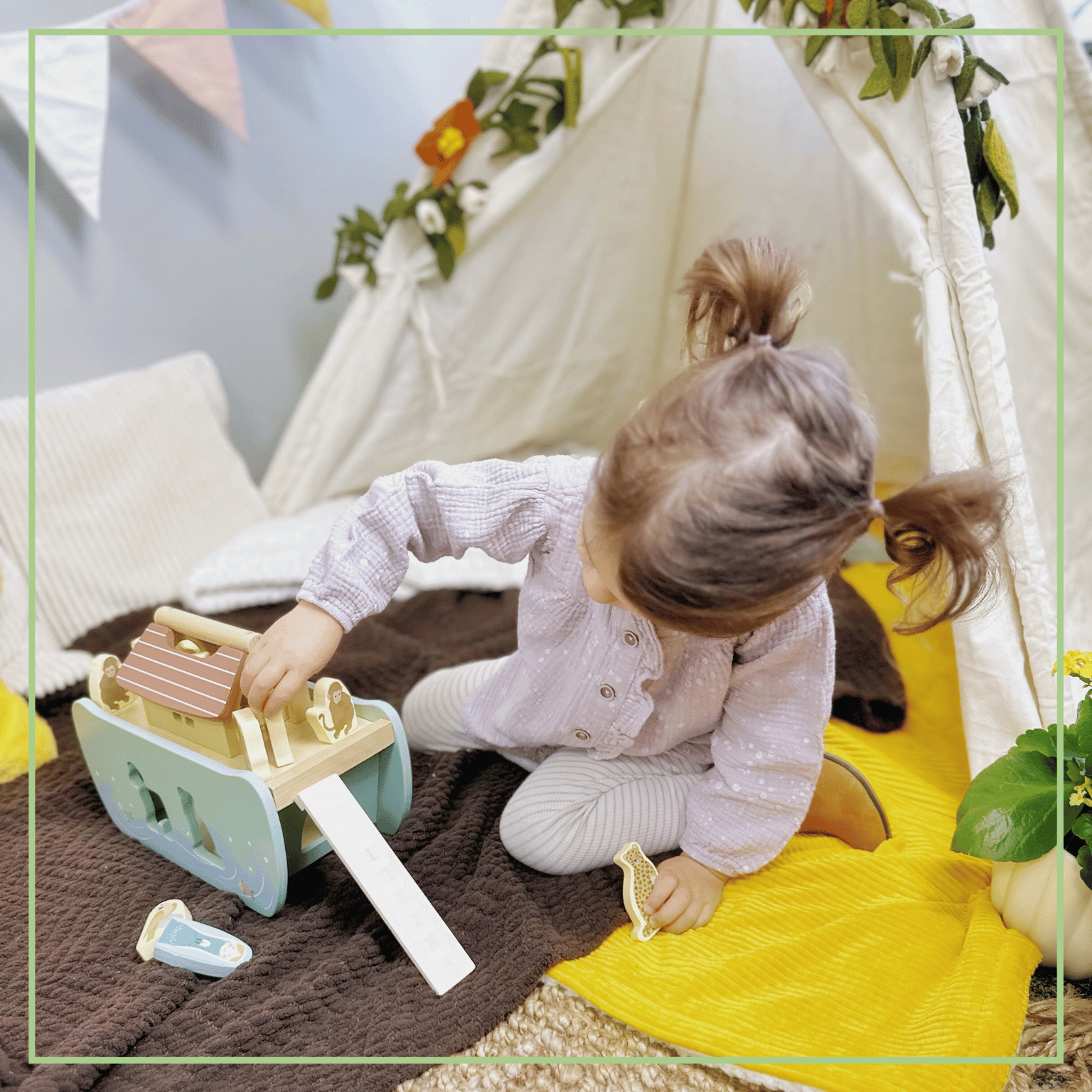 Montessori Wooden Noah's Ark