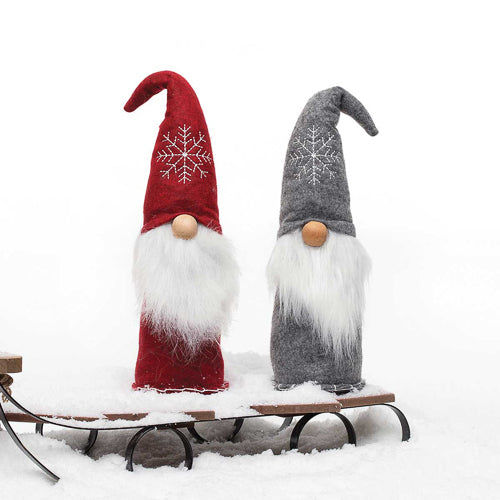 Finn Gnome Pair w/ Snowflake Hat - Medium